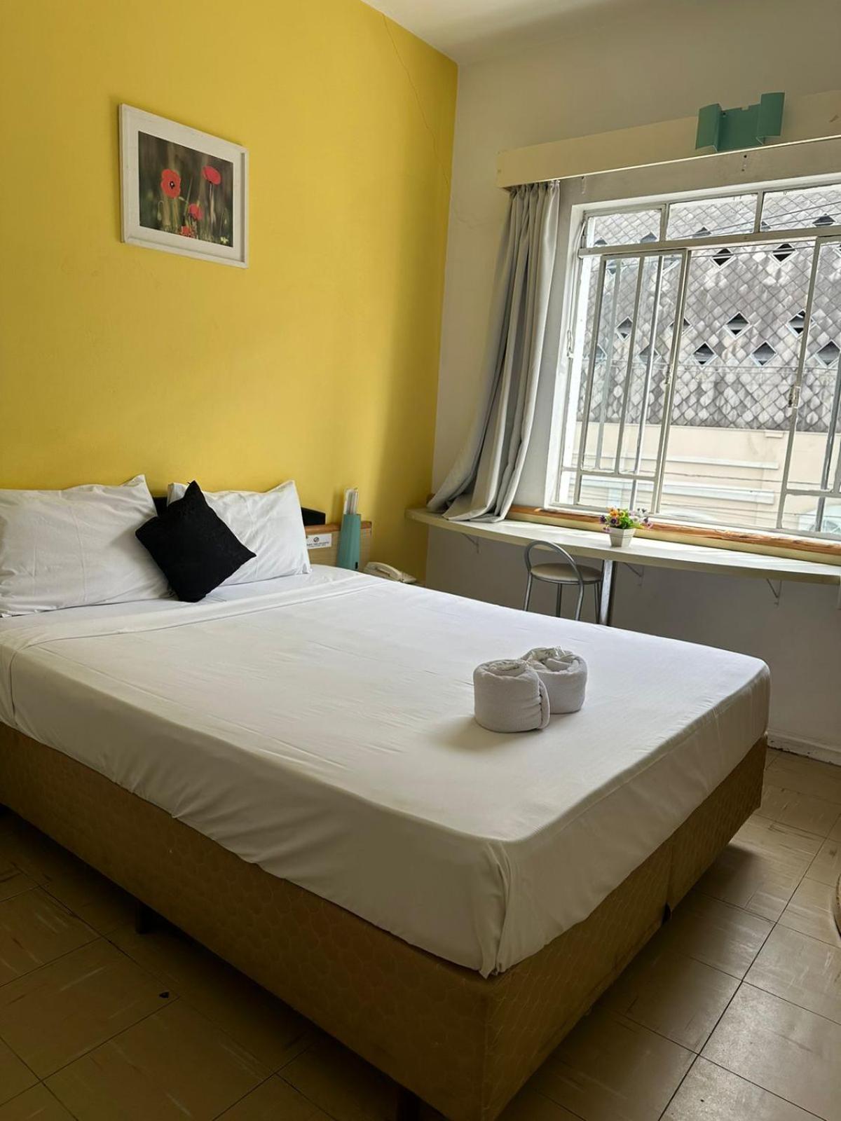 Hotel Blumenau Centro Curitiba Esterno foto